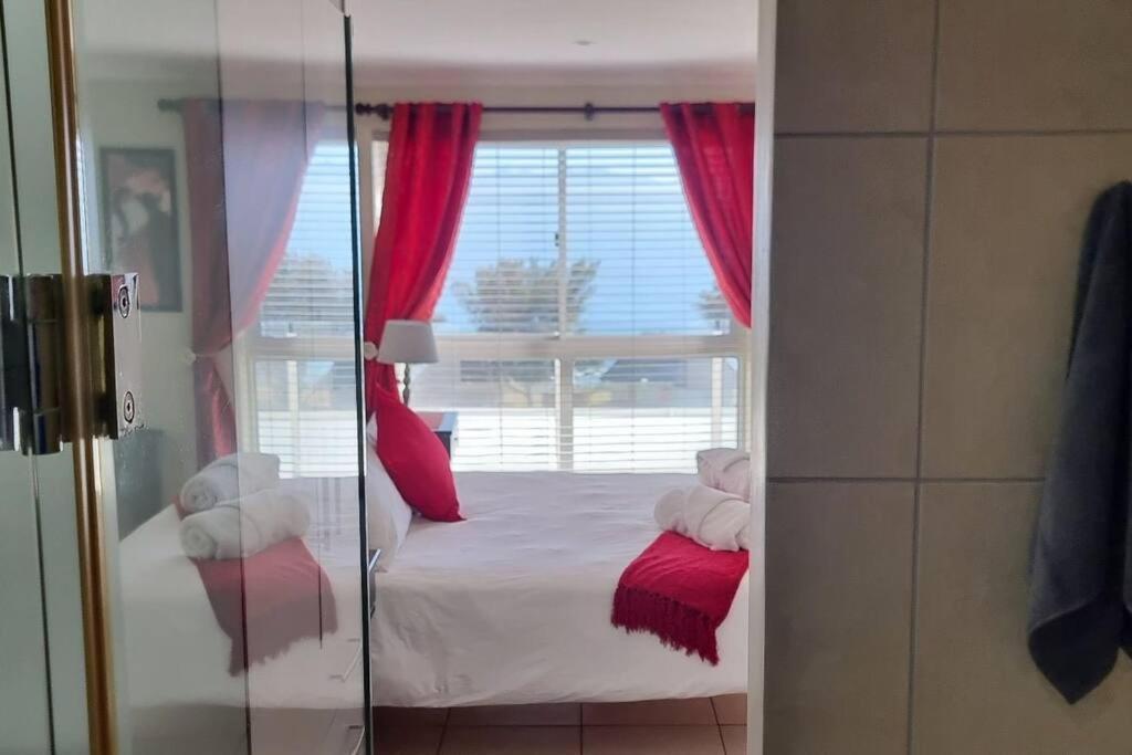 Appartamento Nautica 204 At The Bay Mossel Bay Esterno foto