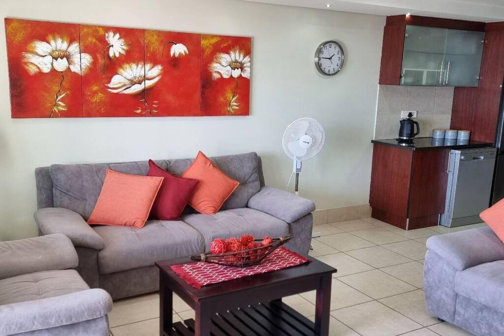 Appartamento Nautica 204 At The Bay Mossel Bay Esterno foto