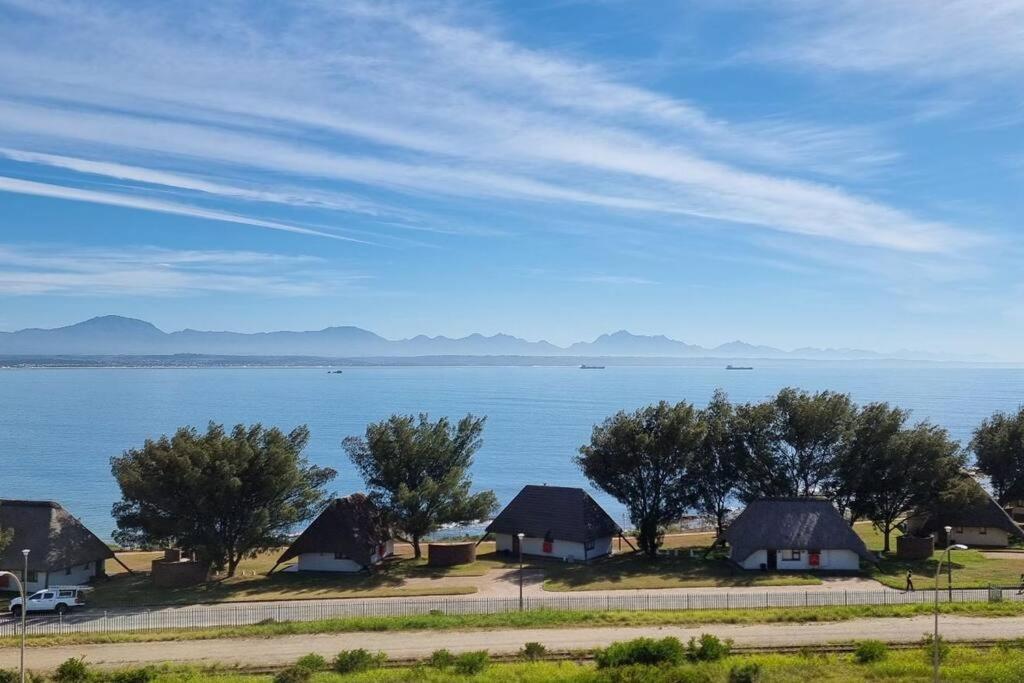 Appartamento Nautica 204 At The Bay Mossel Bay Esterno foto